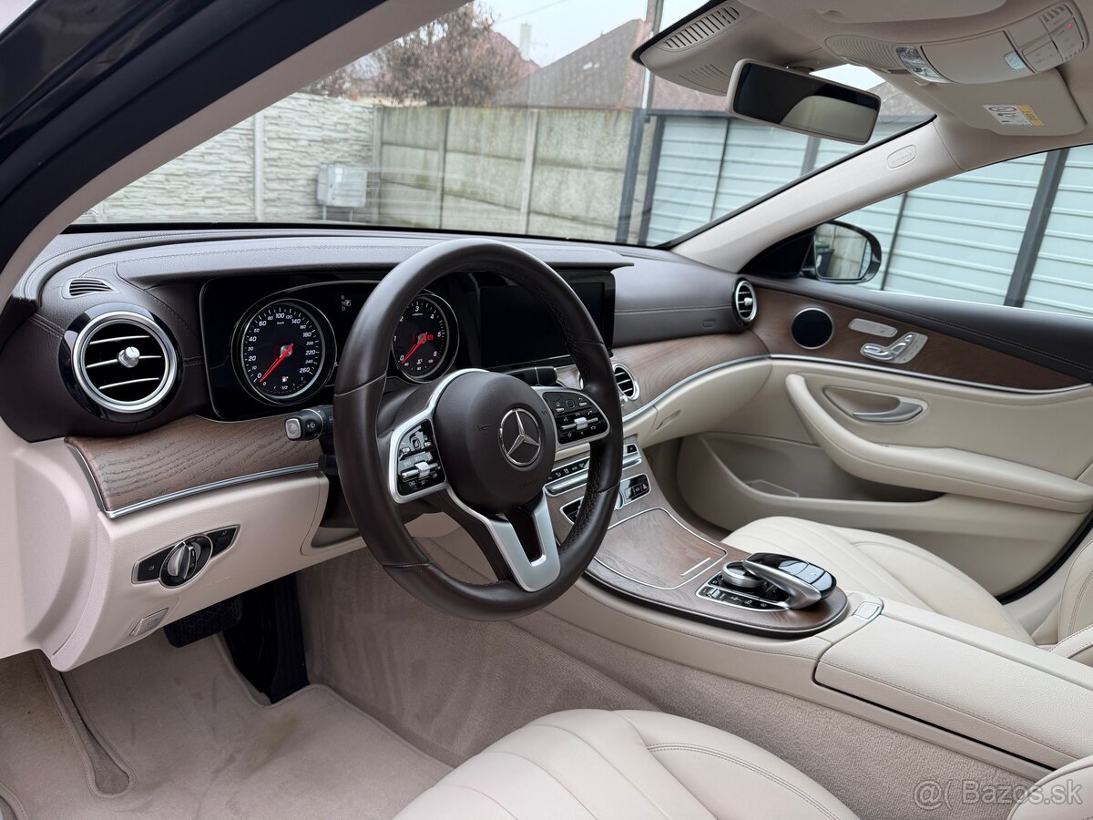 Mercedes Benz sedan E400 D 4Matic - 9