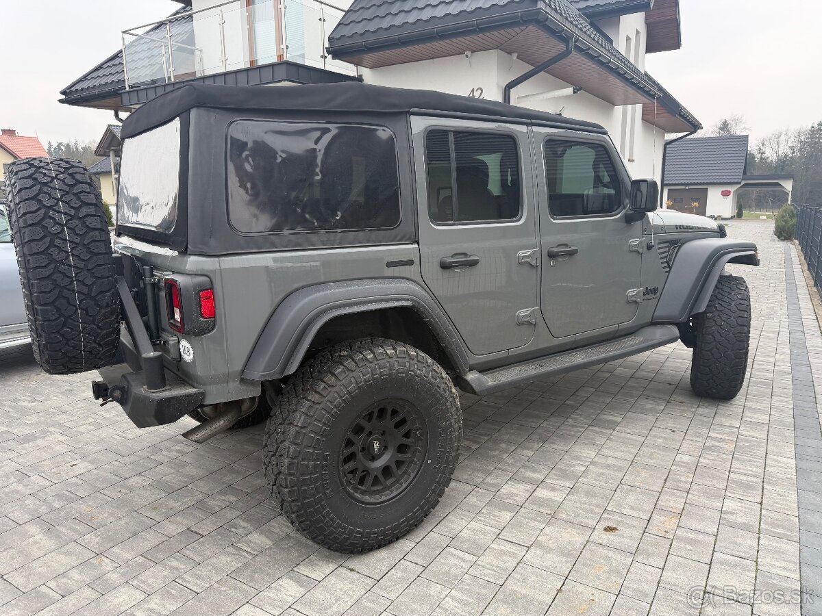 Jeep Wrangler - 9
