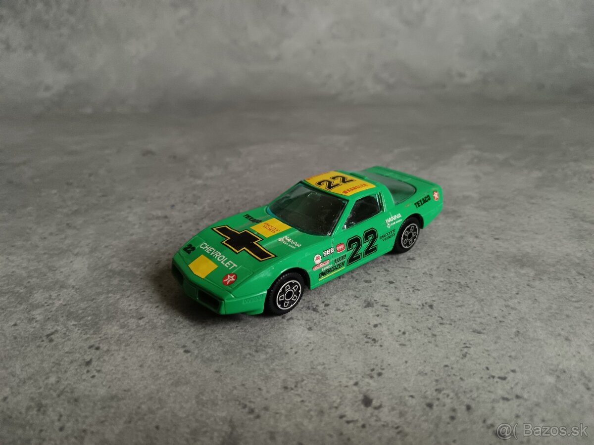 Bburago 1:43+1:32 - 9