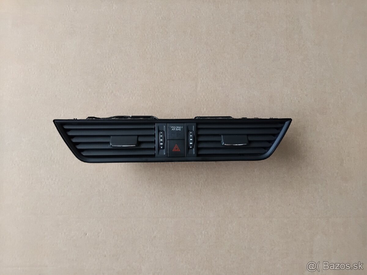 výduch, mriežka kúrenia Superb 3 - 9