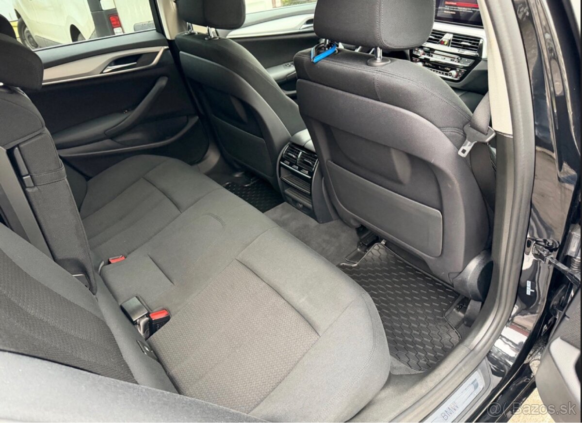 BMW Rad 5 Touring 530d xDrive A/T - 9