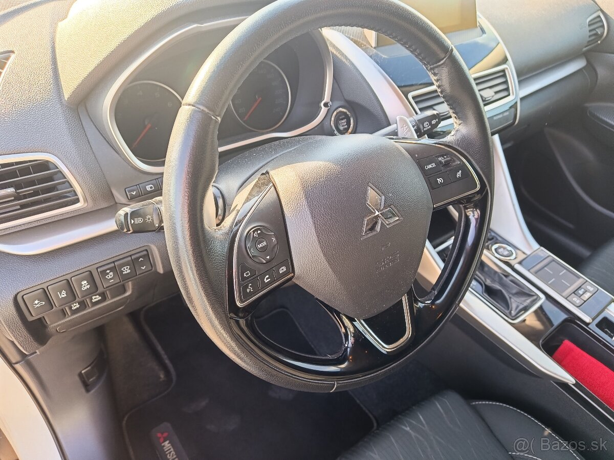 Mitsubishi Eclipse Cross - 9