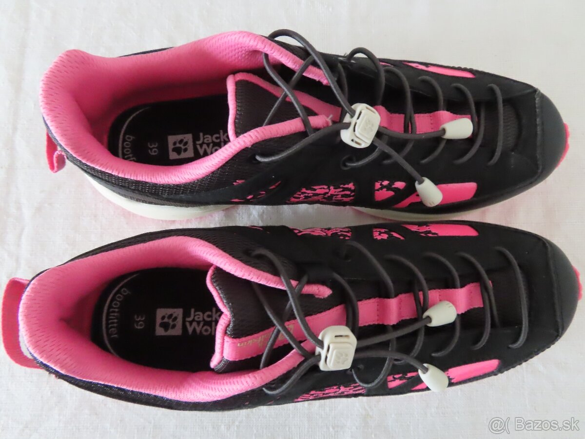 2x dámske tenisky veľ.39, Jack Wolfskin a iné od 19€ - 9