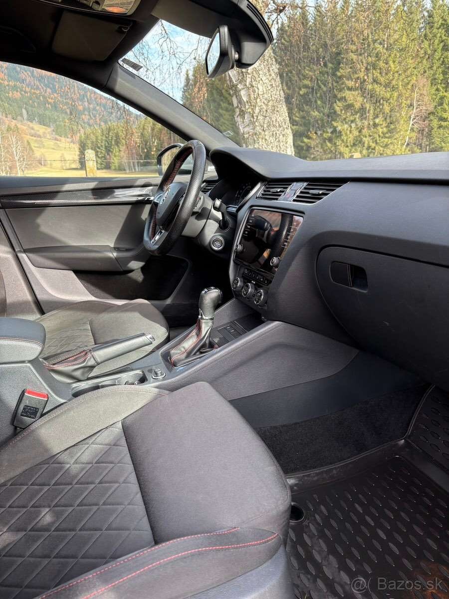 Škoda Octavia 2.0 TDI RS DSG COMBI 4x4 - 9