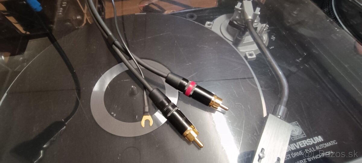 UNIVERSUM F2095 (Micro Seiki) - 9