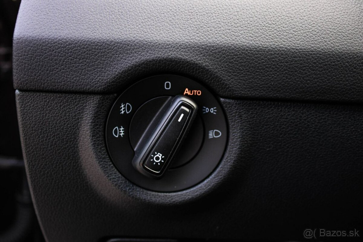 Škoda Octavia 1.6 TDI Business DSG - 9