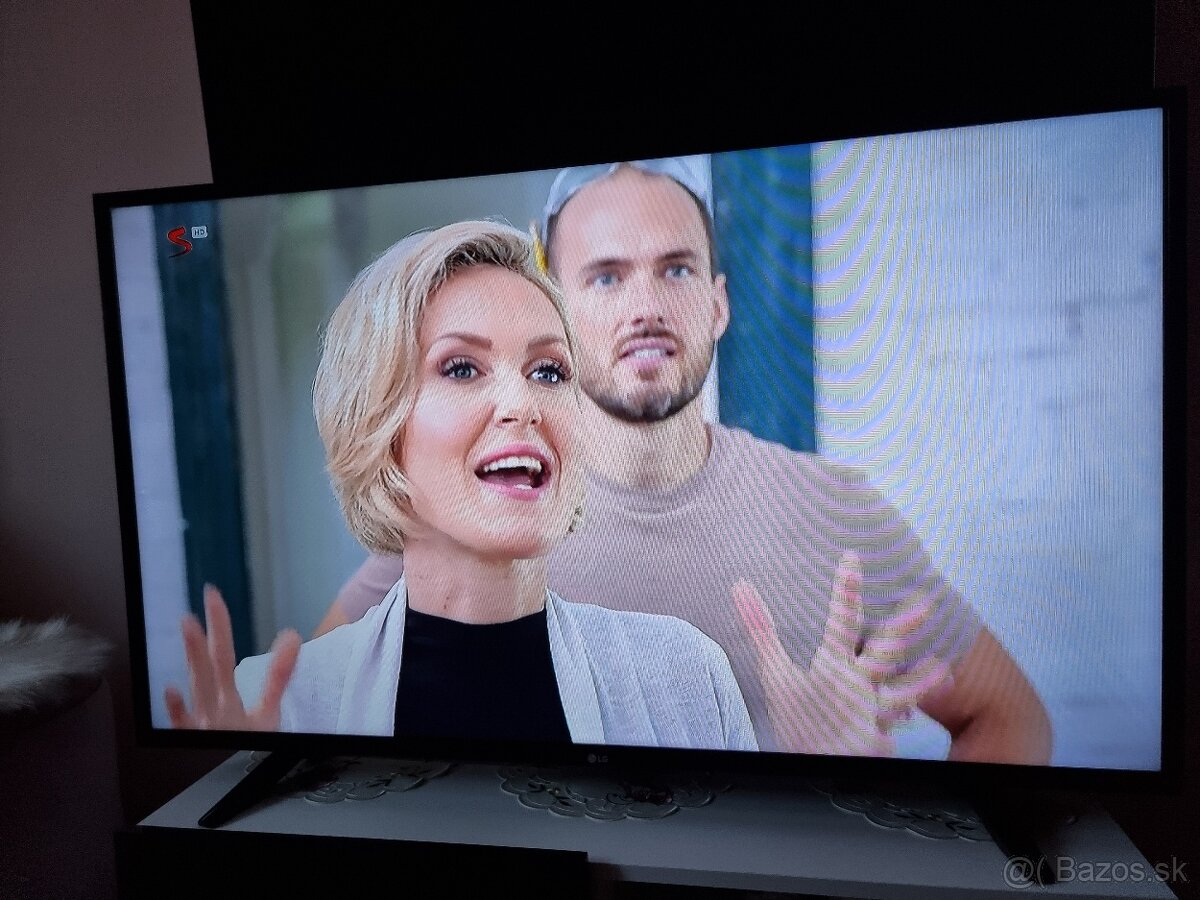 Predám LED TV LG 49LB550V Full HD - 9