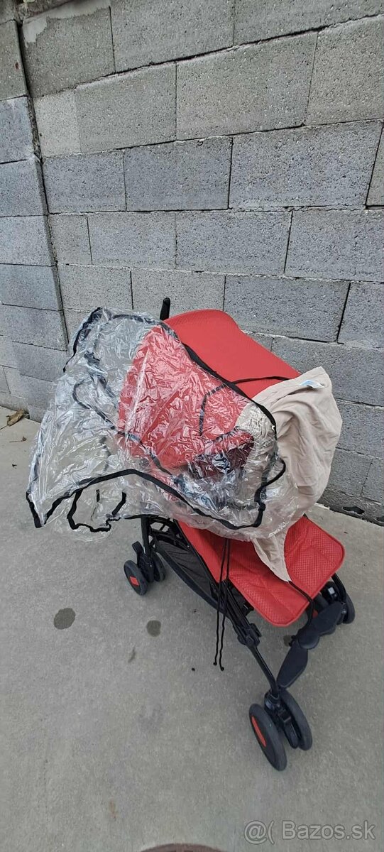 kočík Peg Pérego Pliko Mini červený - 9