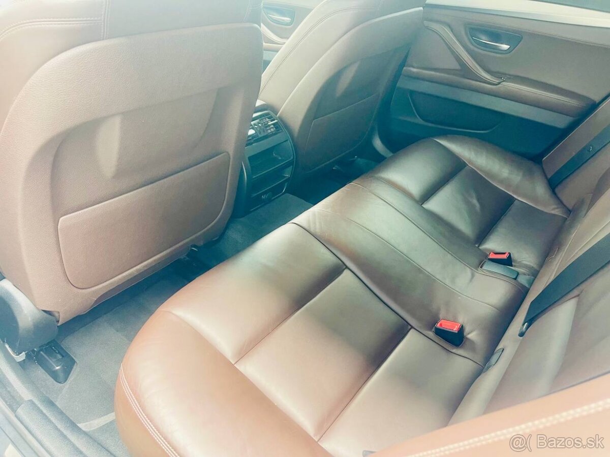 BMW Rad 5 Touring 530d xDrive - 9