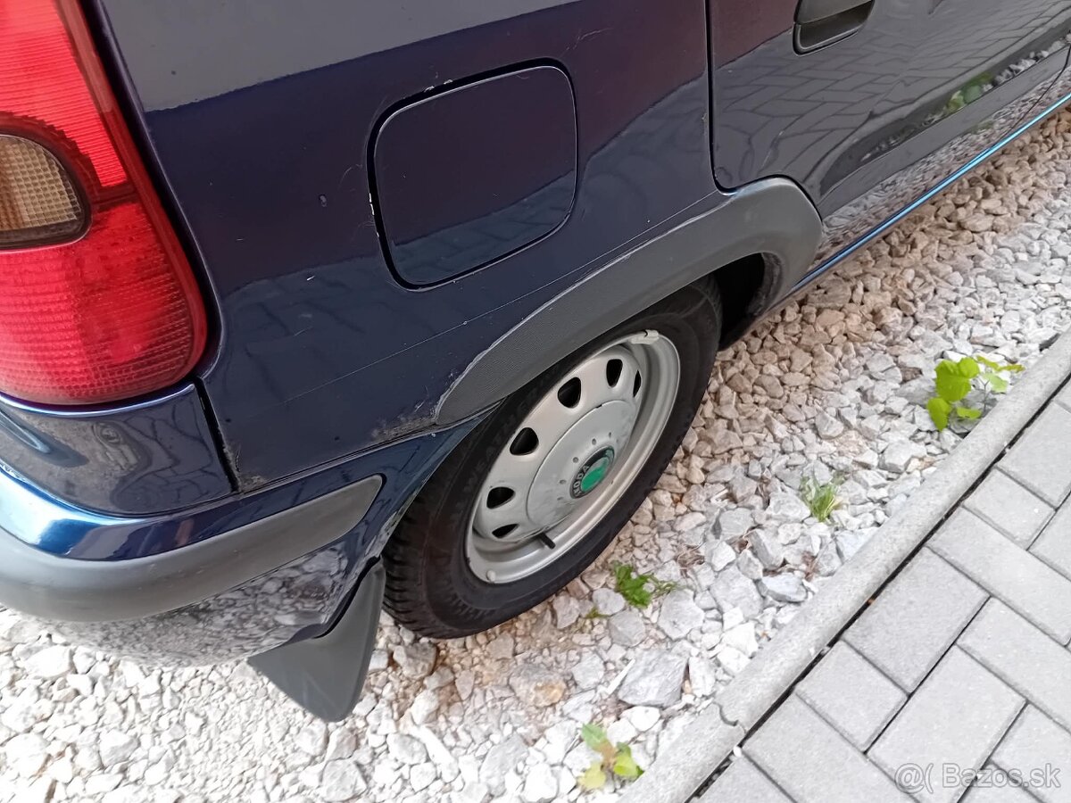 Predám auto Škoda Felícia - 9
