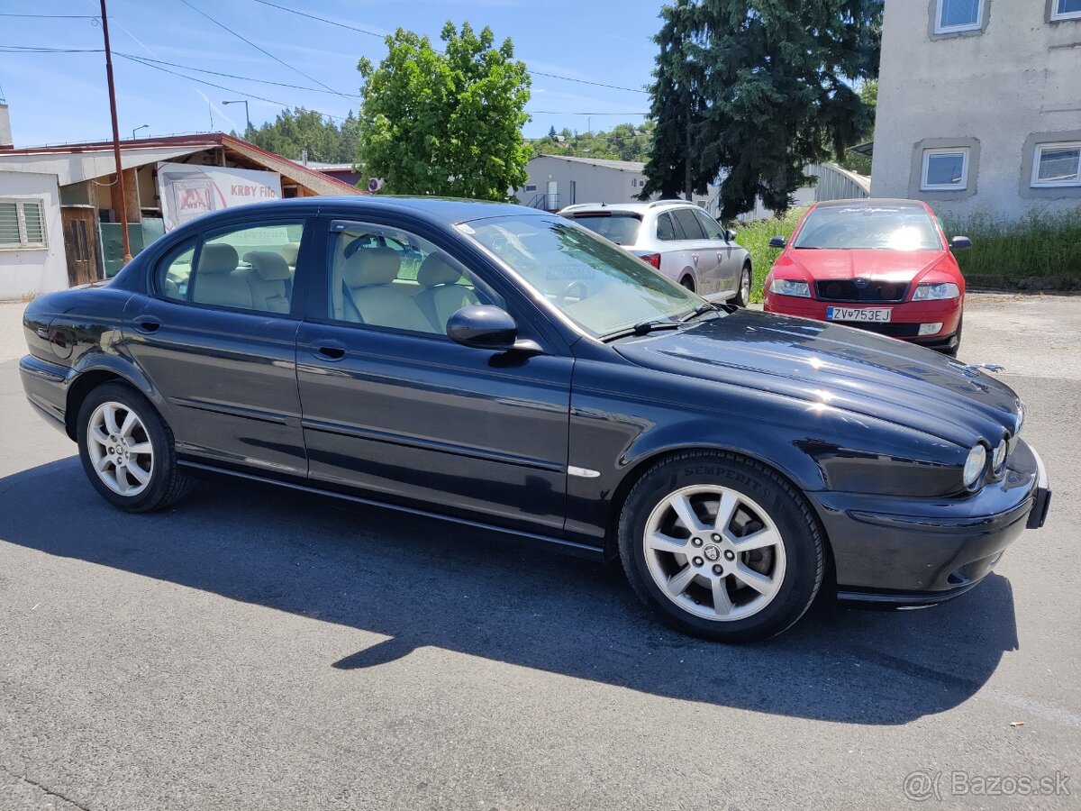 Jaguar X - 9