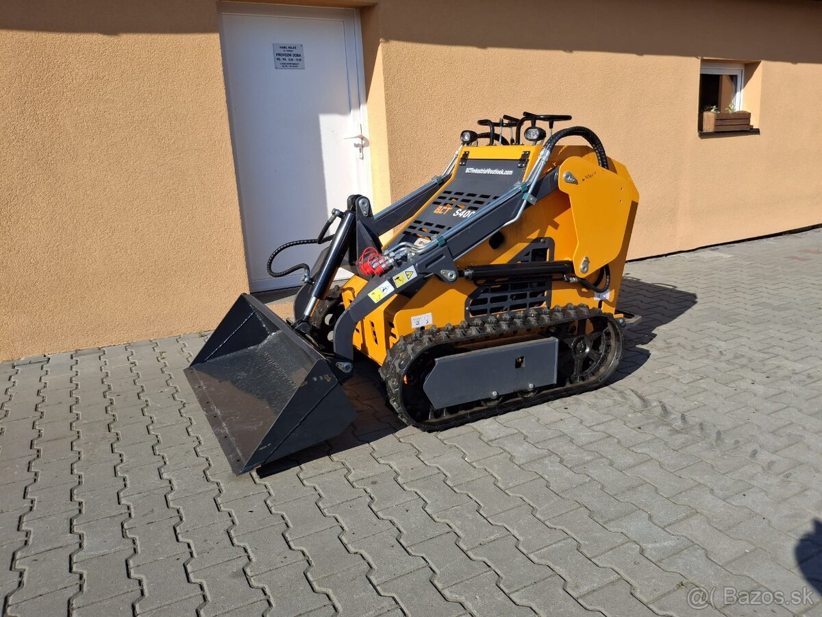 Mini pásový nakladač Skid Steer BCT 400 - 9