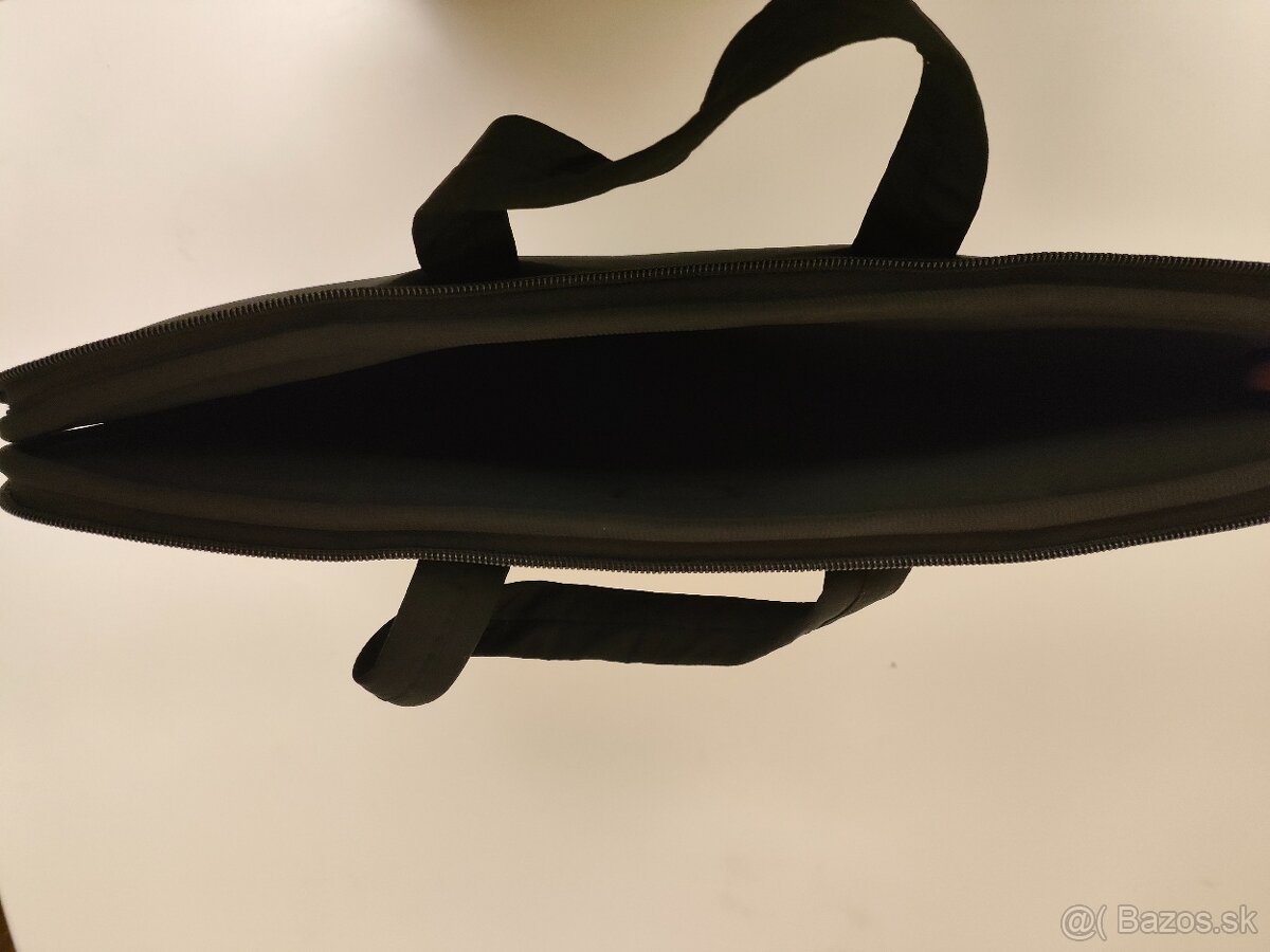 Predám tašky a obaly na notebook – viac druhov (14–15,6") - 9