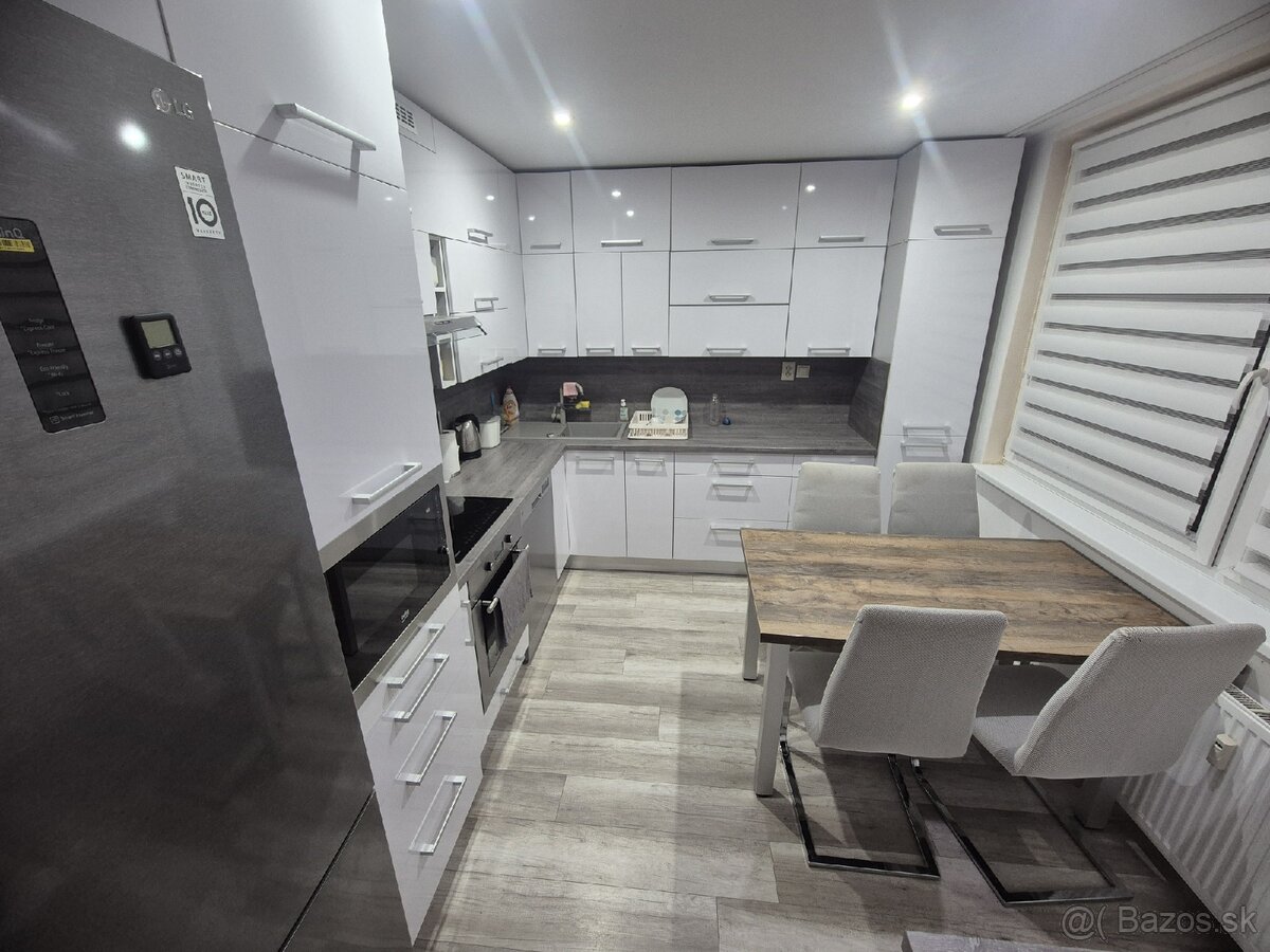 Predám 3izbovy 84m2 byt - 9