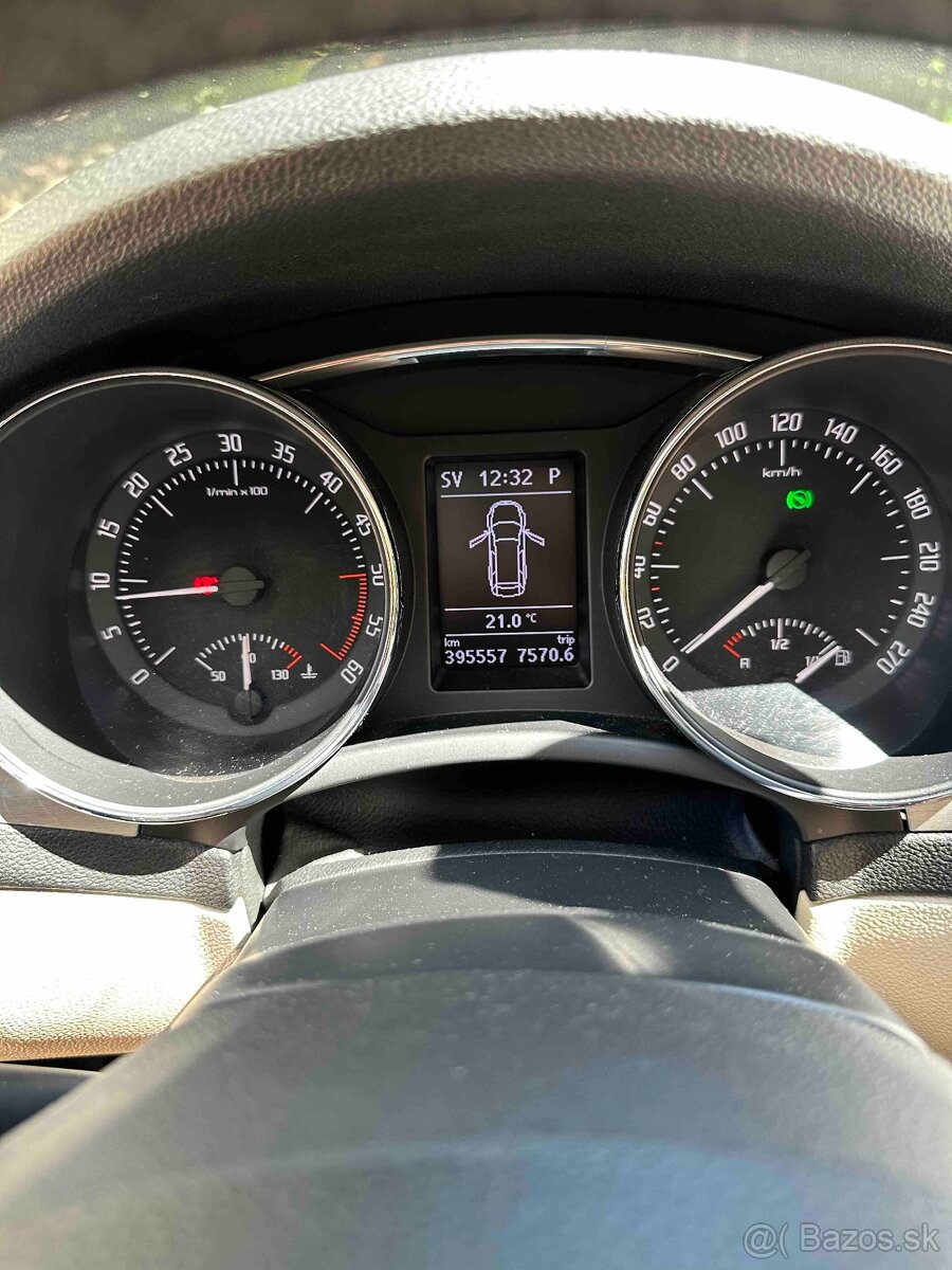 Škoda Superb 2.0 tdi 103kw dsg - 9