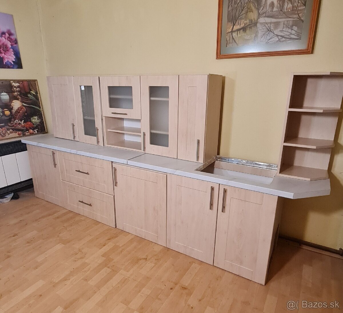 Predám kuchynskú linku dĺžka 314cm - 9