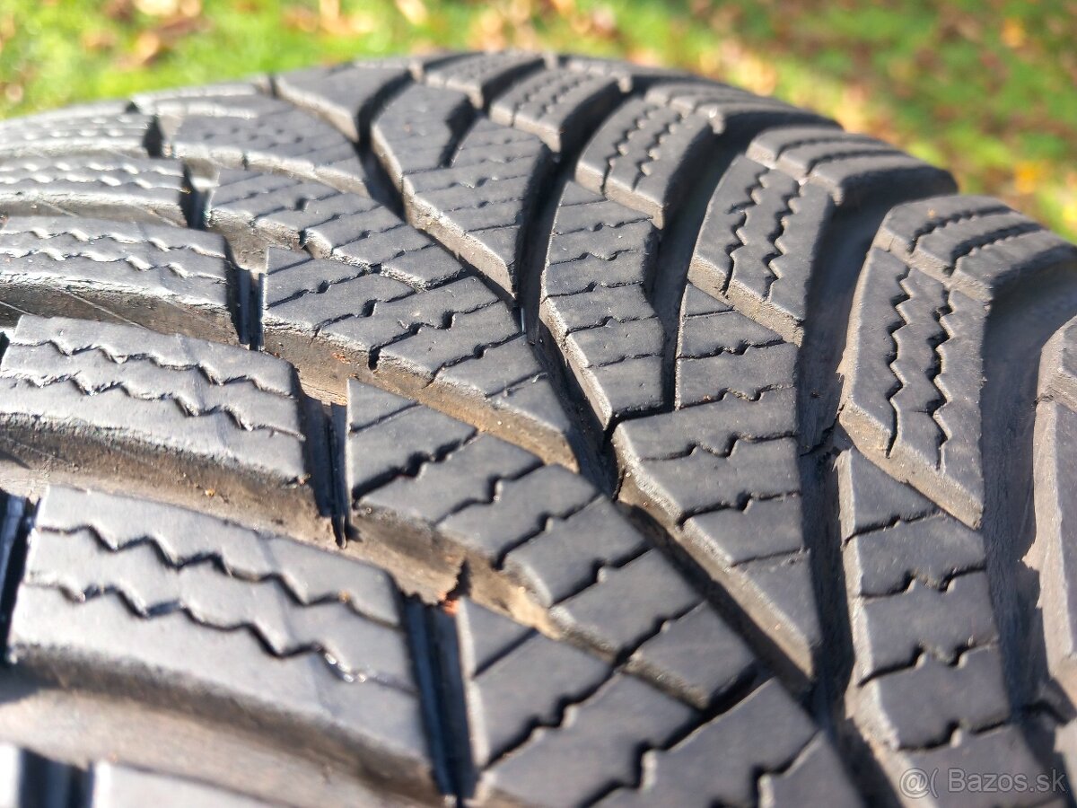 185/60 r15 zimne pneumatiky - 9
