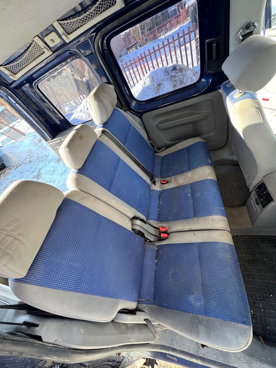 Náhradné diely vw caddy 2008 - 9