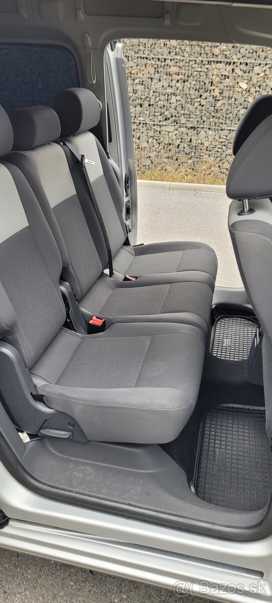 Caddy Maxi 2,0 TDI, 2012, 103kw/140PS, strieborná metalíza - 9