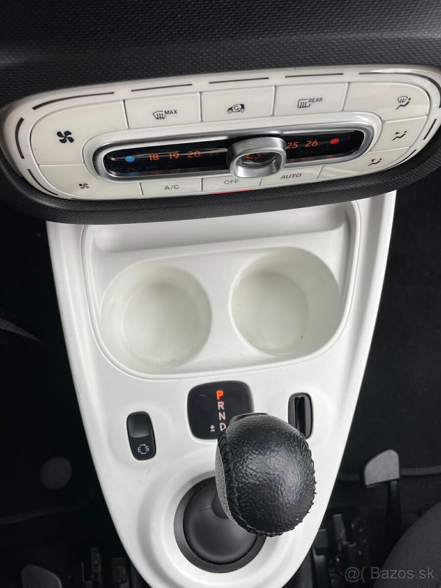 Smart Fortwo Coupe AT 52 kW 2015 - 9