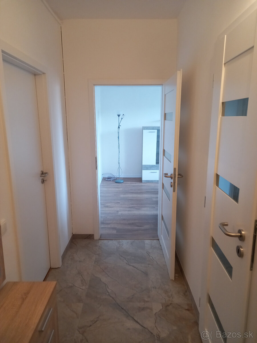 2 izb. byt na prenájom ul. Čapajevova, Terasa, - 9