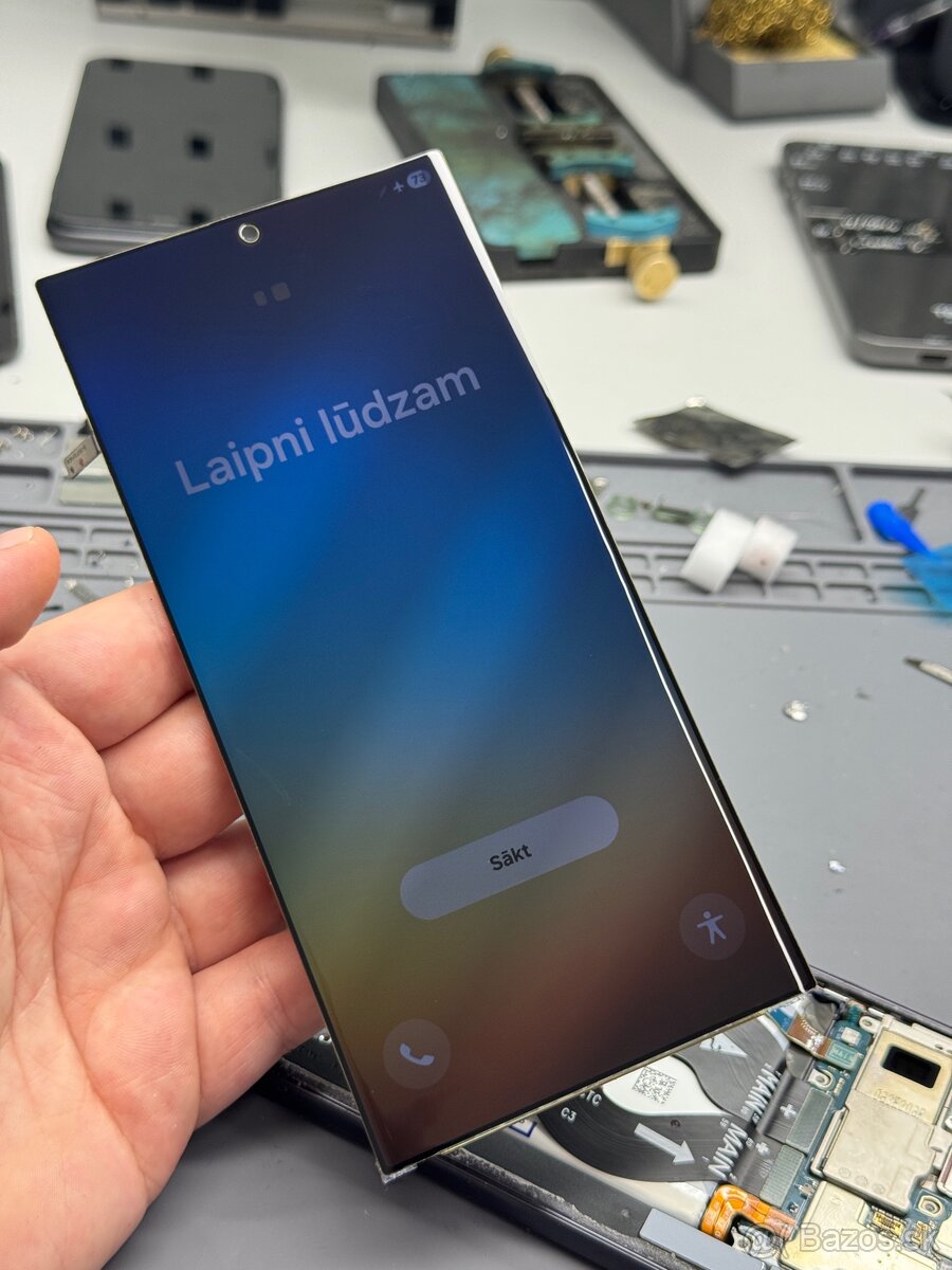 Repas displejov Apple, Samsung,Google Pixel - 9