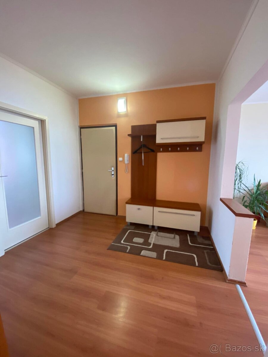 Pekný 3-izbový byt na prenájom – Rozkvet, Považská Bystrica - 9