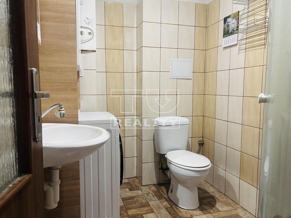 NA PRENÁJOM 1 IZBOVÝ BYT 35m2 DEŽERICE - 9