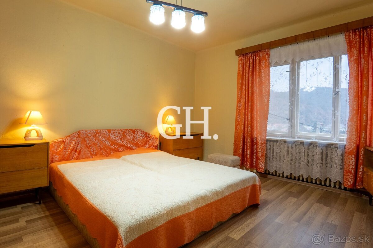 Rodinný dom s nádherným výhľadom v Gemerskej Hôrke – ideálny - 9