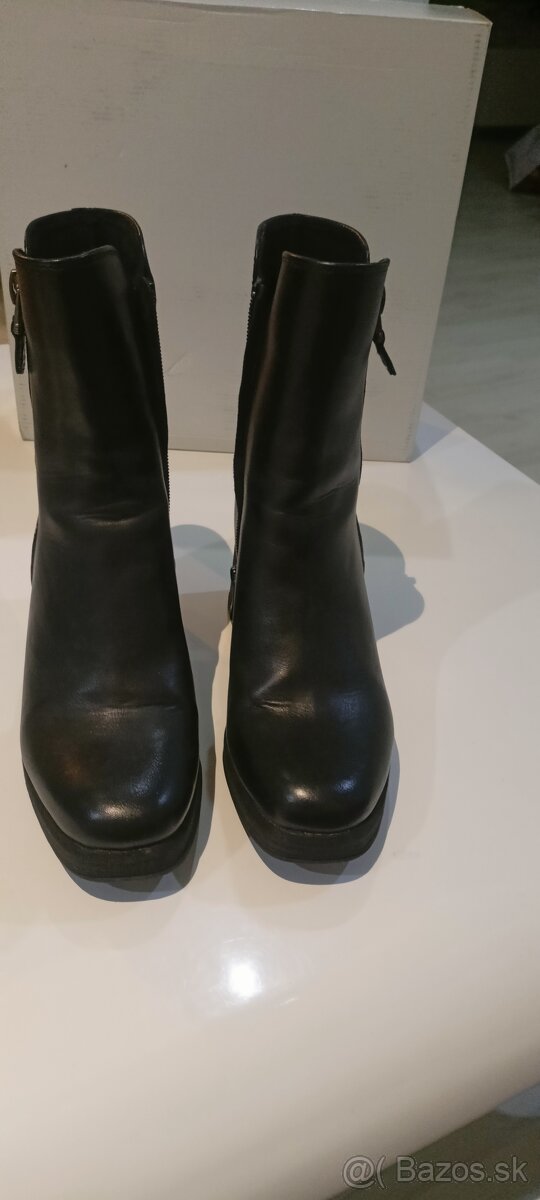 Dámske čizmy Marco Tonzzi - 9