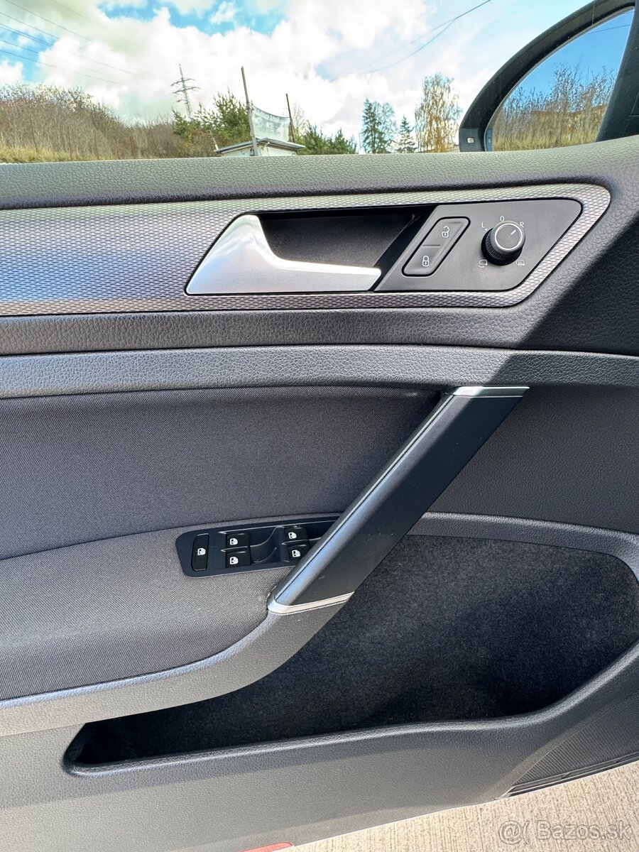 Volkswagen golf TDI Lounge - 9