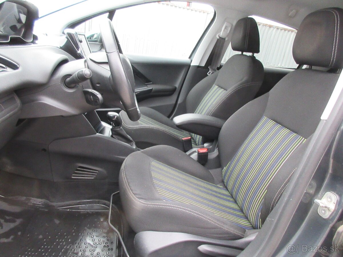 Peugeot 208 1.2 PureTech Active - 9