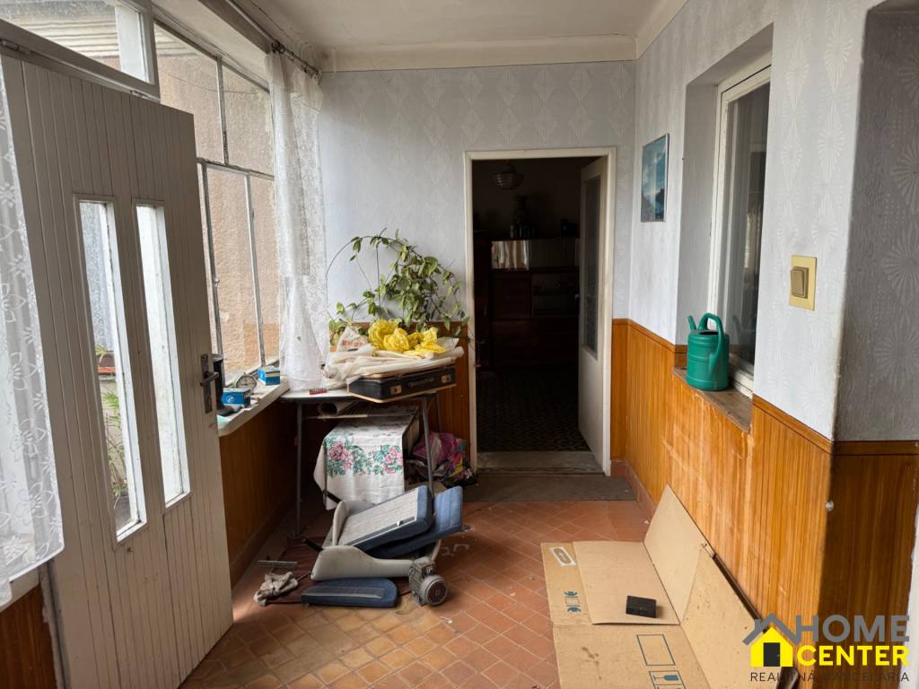 NA PREDAJ – Výnimočná príležitosť v srdci Nesvád - 9