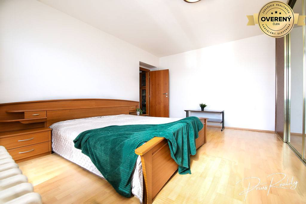 ZNÍŽENÁ CENA Veľkometrážny 3-izbový byt, 105m2, Trenčín - 9