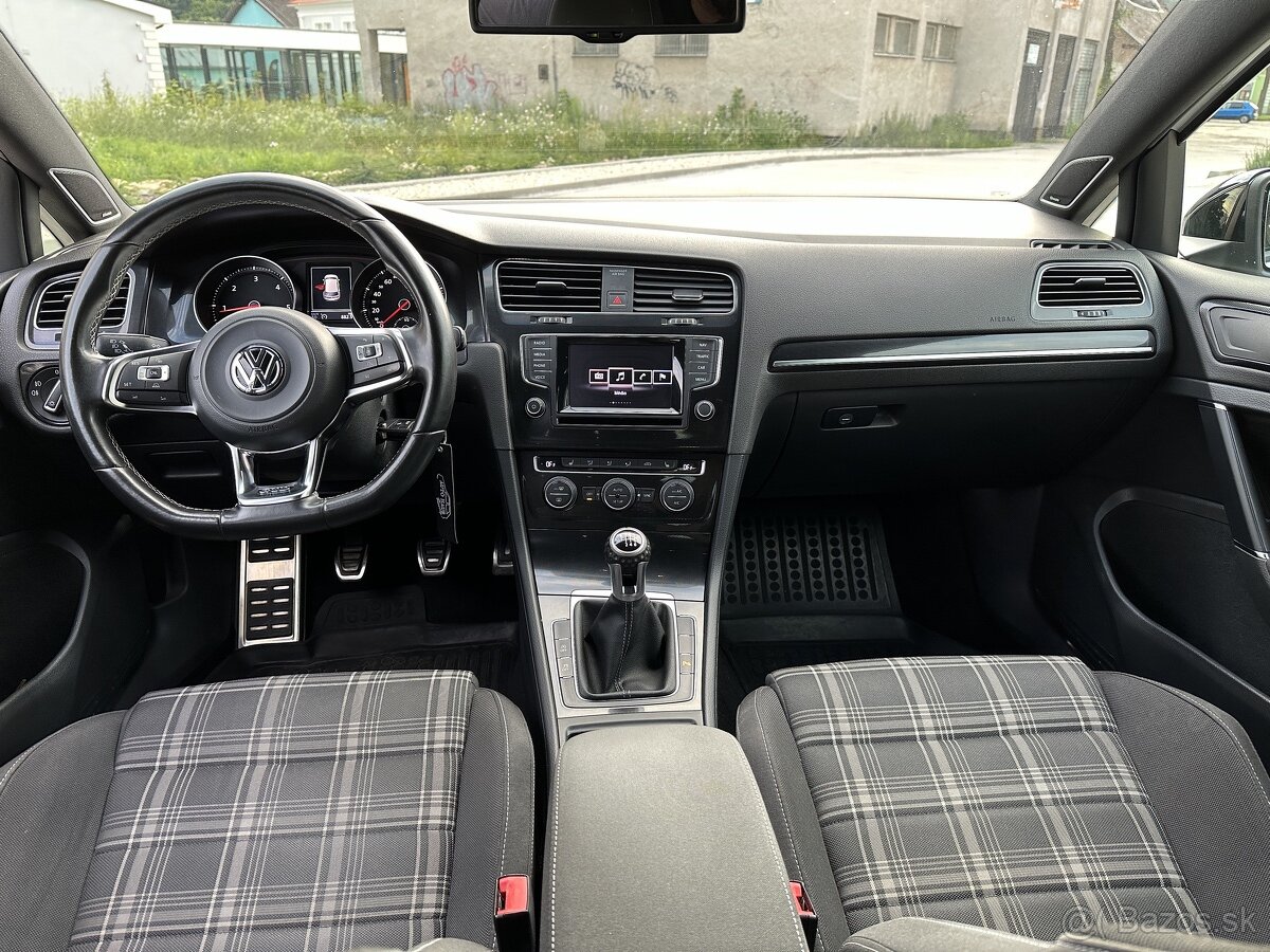 Golf VII GTD 2.0 TDI 135kw - 9
