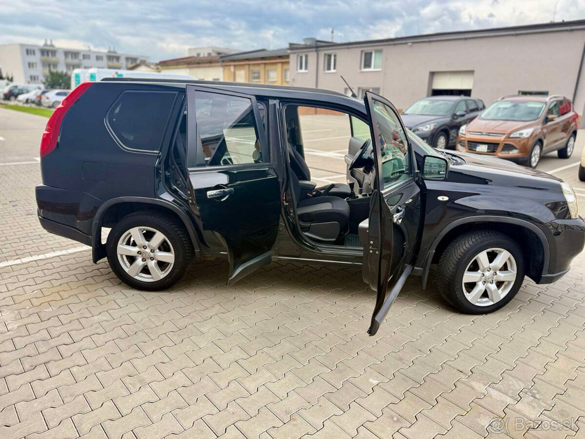 NISSAN XTRAIL PLATINUM 2.5 benzin 4x4 - 9