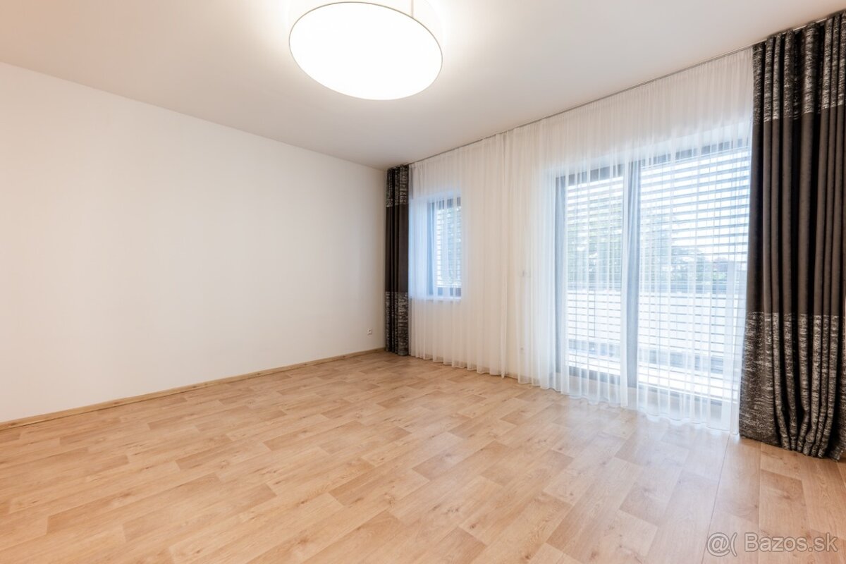 Štýlový trojizbový byt s bazénom, Linea - Piešťany - 9