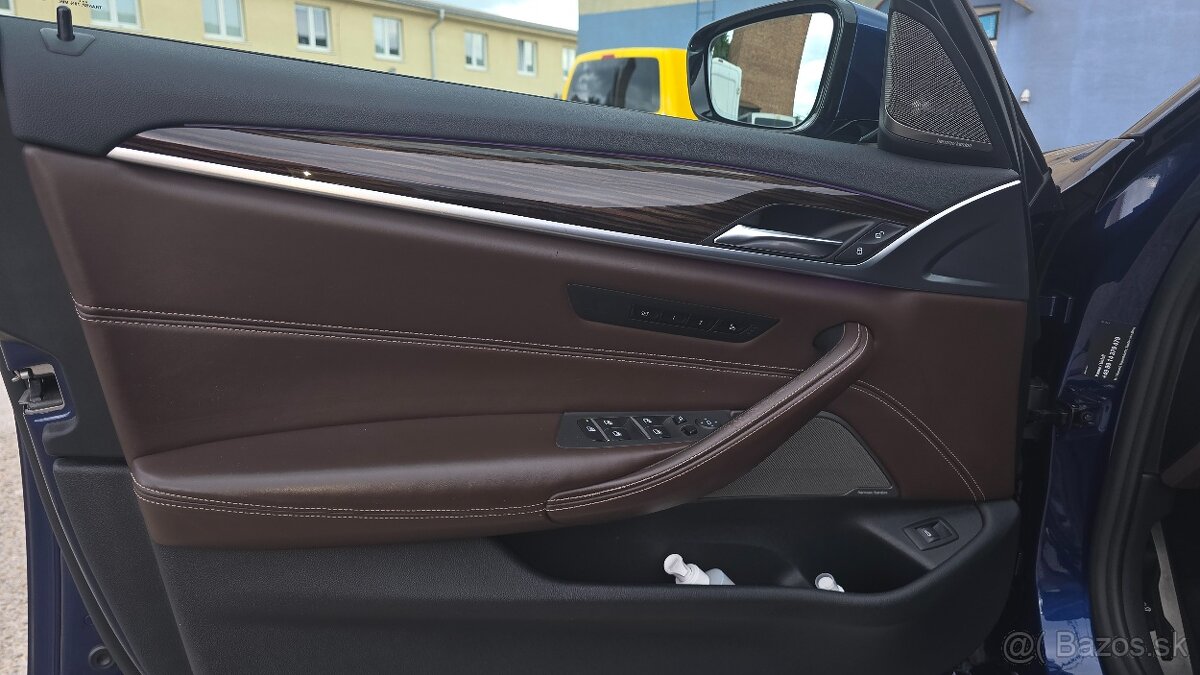 BMW 530d xDrive M Packet 2019 156 tkm DPH - 9