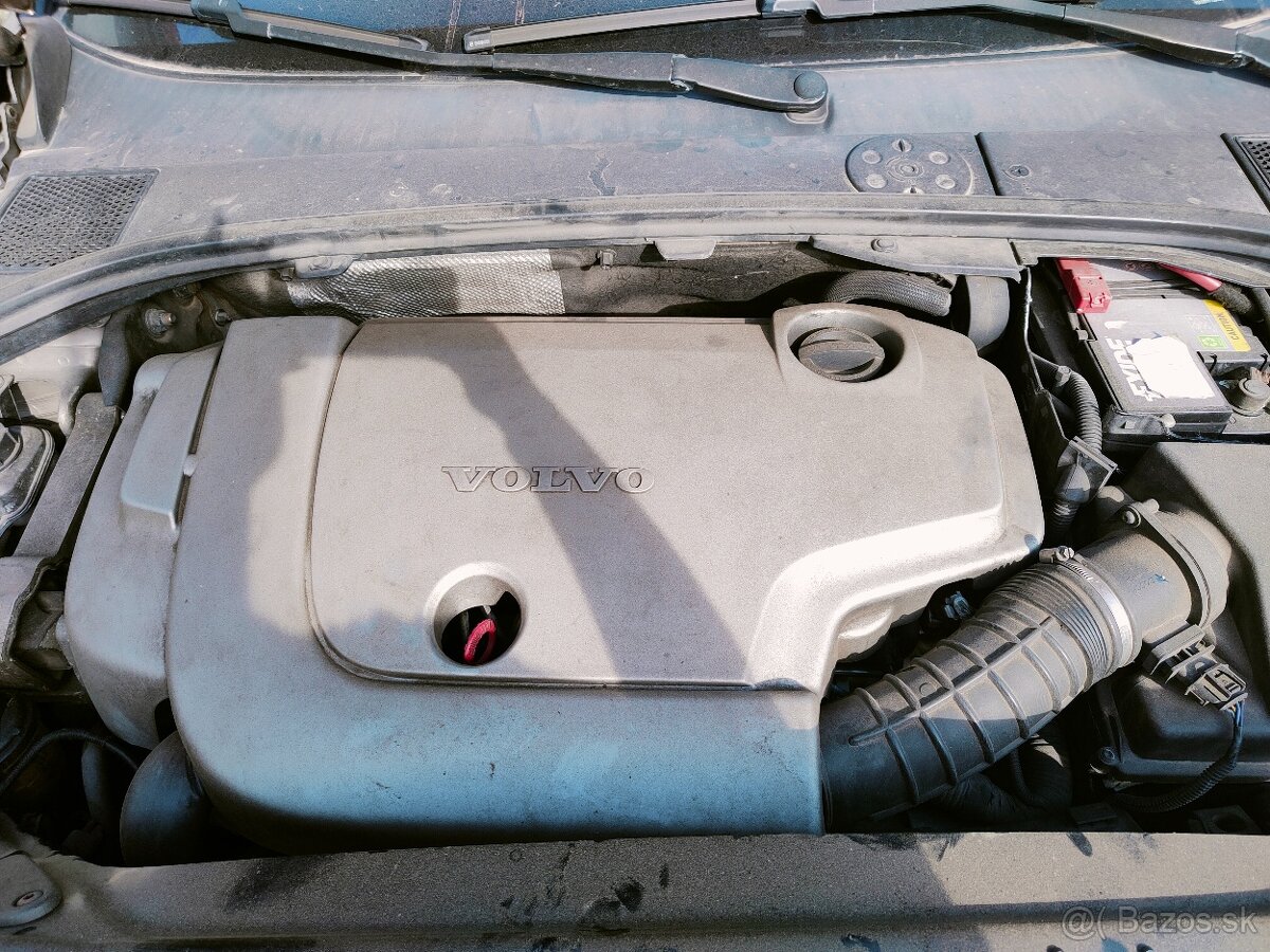 Volvo XC70 2,4 136kw- Náhradní díly - 9