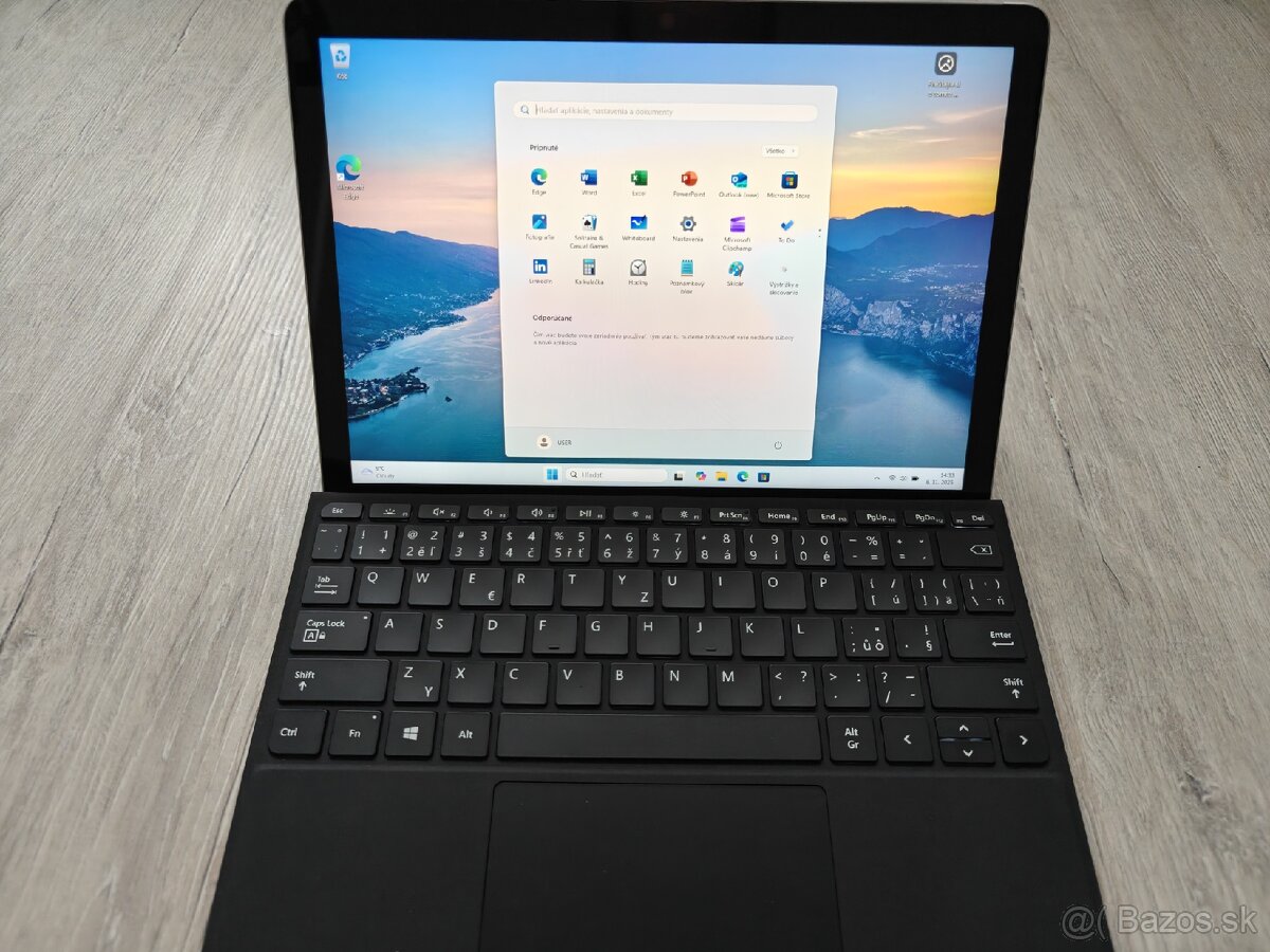 Predám notebook Microsoft Surface GO 3 - 9