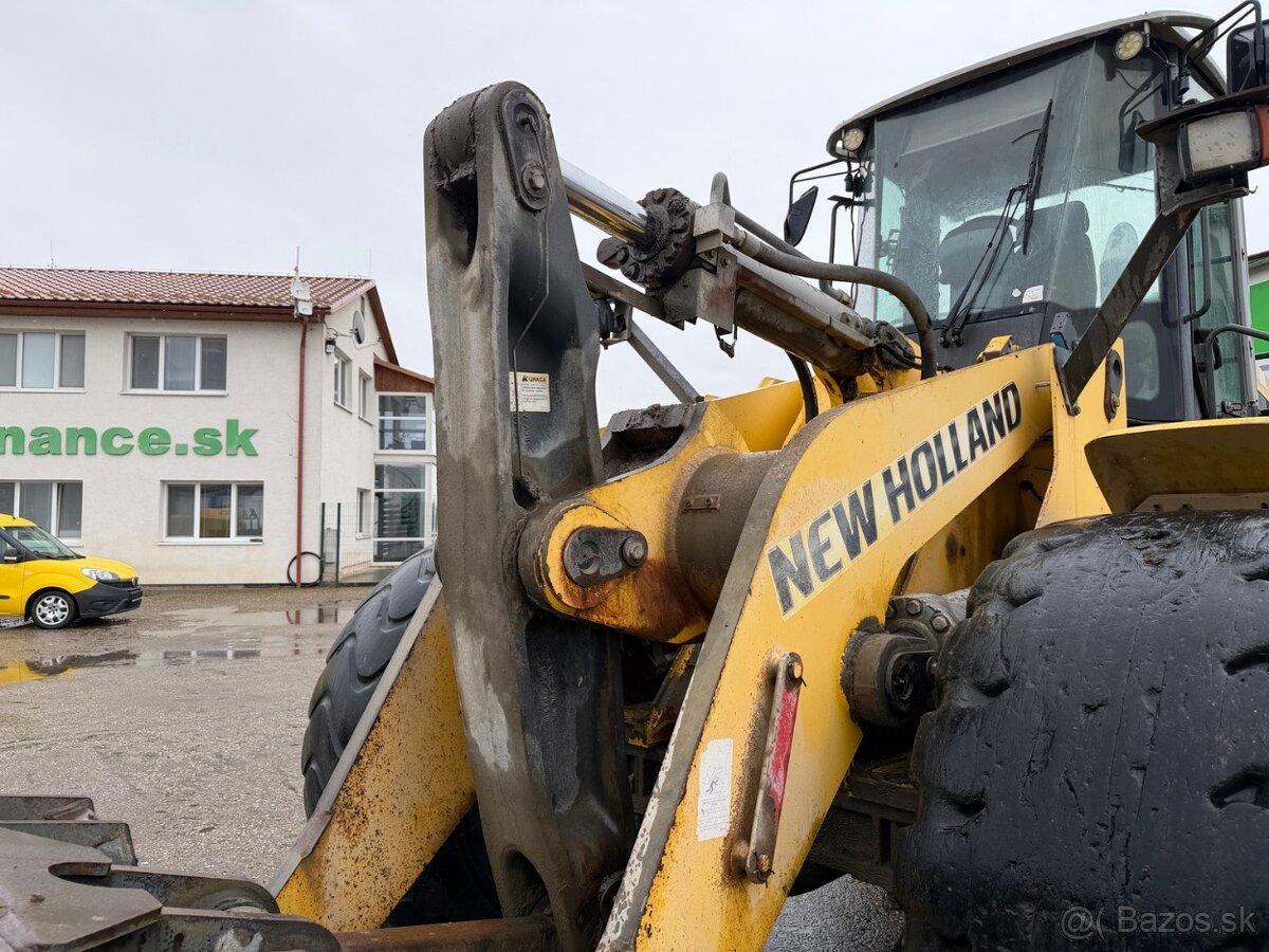 NEW HOLLAND W270B 2007 VIN 022 - 9