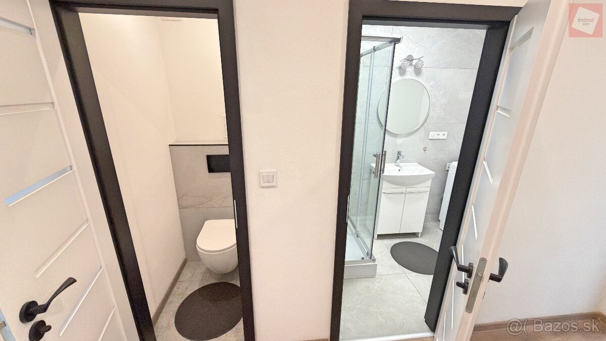 Najlepšia lokalita v meste.Dvojizbový byt po kompletnej reko - 9