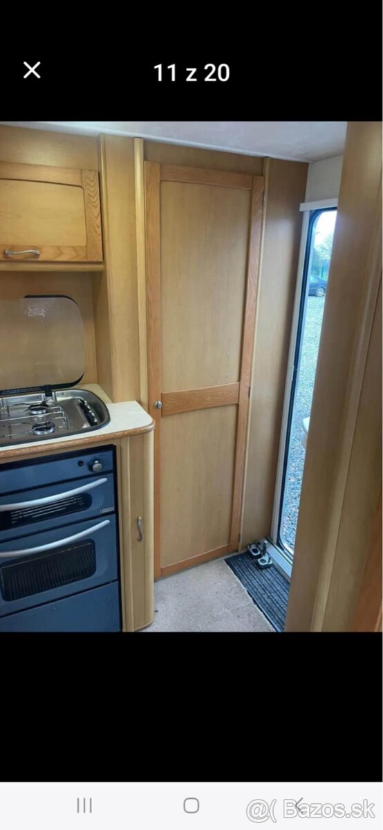 Predam karavan Corona 472 - 9