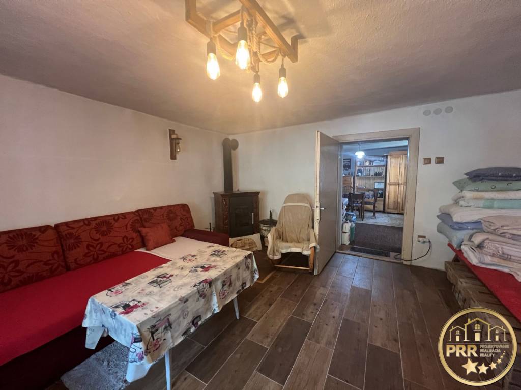 NOVÁ CENA  predaj romantickej chalúpky v Šípkove - 9