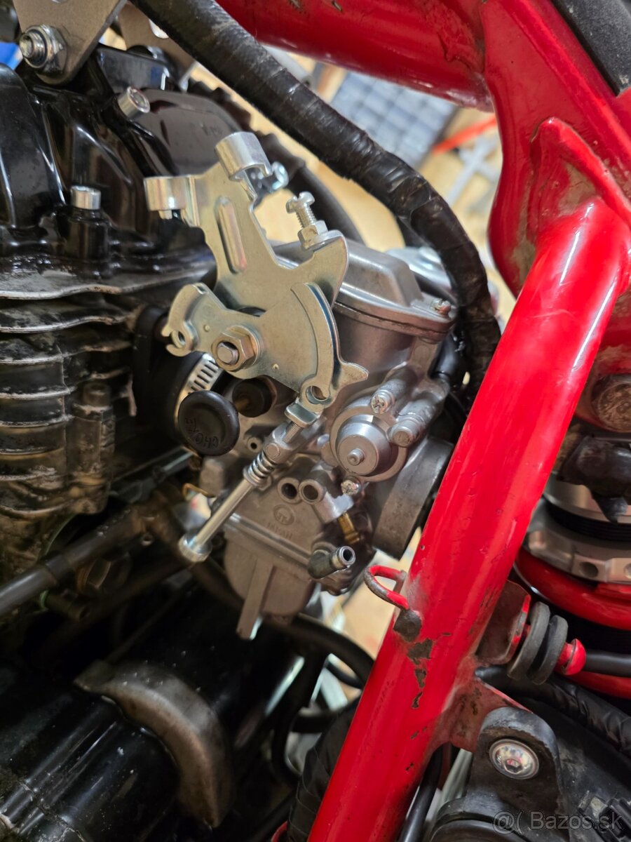 Yamaha XT600Z Tenere 3AJ - 9