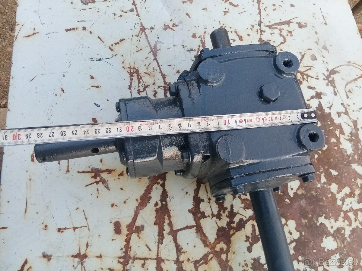 Uhlová prevodovka 1:1 - 9