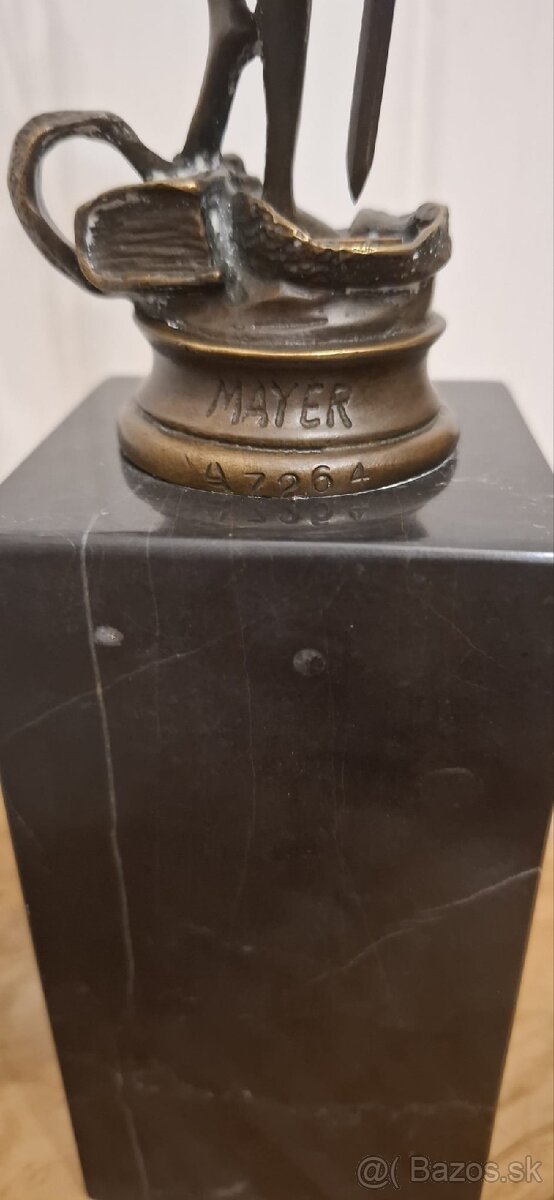 Justice bronz socha - 9