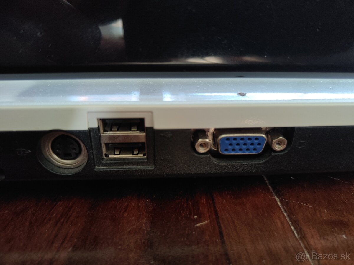 Predam Toshiba Qosmio G40-129 - 9