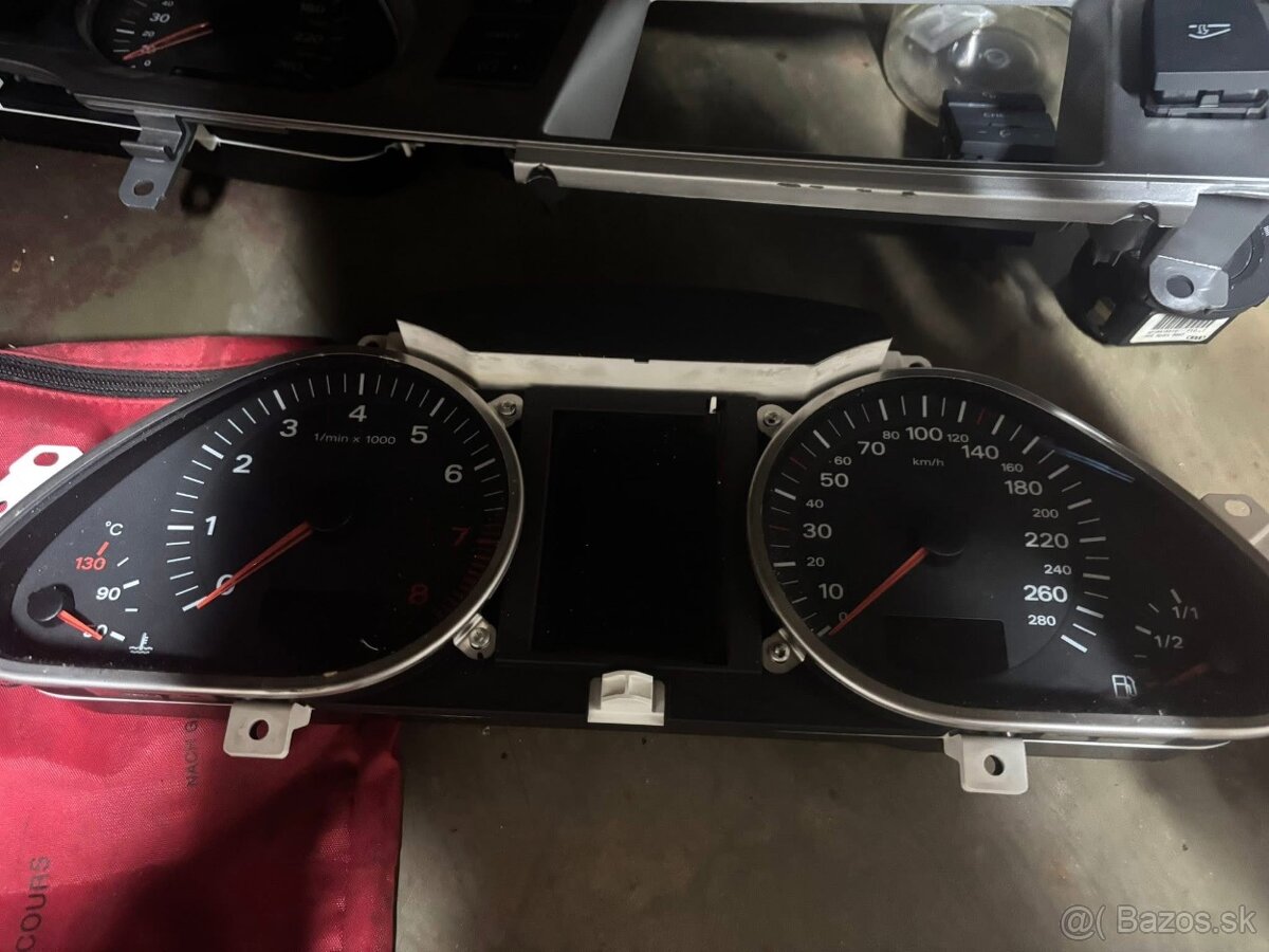 Audi a6c6 rôzne diely - 9