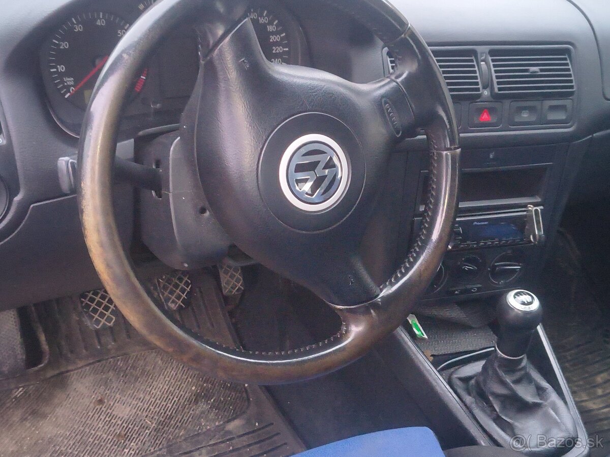 vw golf 1.6 16V 2001 rok výroby 77kw NOVÉ STK - 9